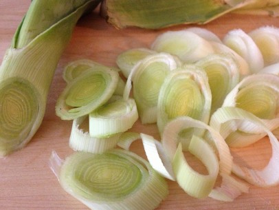 sliced leeks