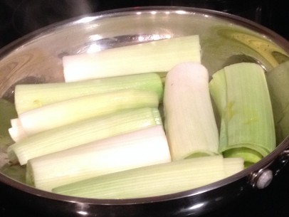 leeks fit tightly into pan