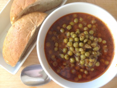 Greek peas with tomato and dill